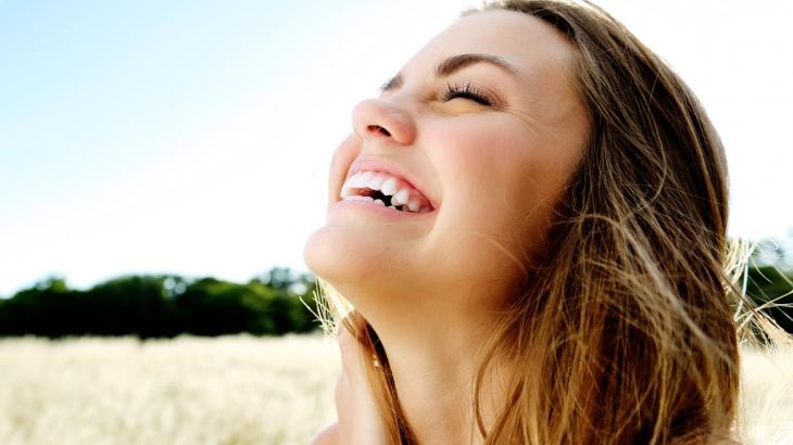 Sorria para a vida, a sua saúde agradece.